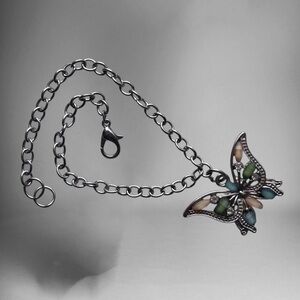 🌼Silver Tone Multi-Color Butterfly Bracelet